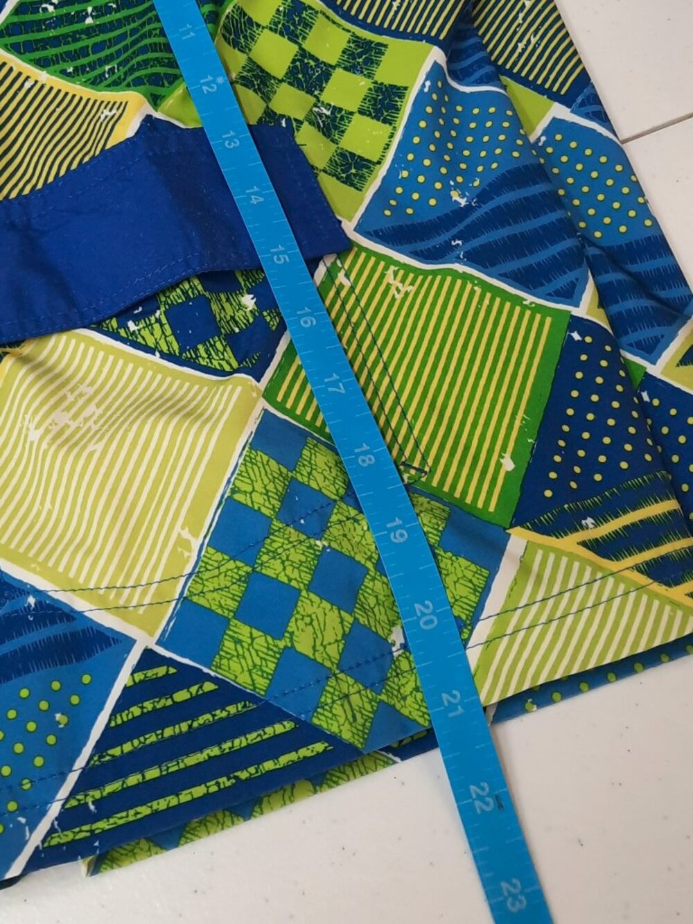 OP Ocean Pacific Boys Youth XL 14-16 Board Shorts Swim Trunks Geometric Beach - Picture 7 of 8
